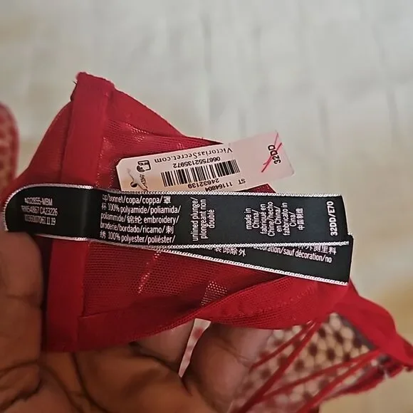 Victoria's Secret Lace Underwire Bra With Matching Underwear 32DD/ Small Red - Picture 12 of 16